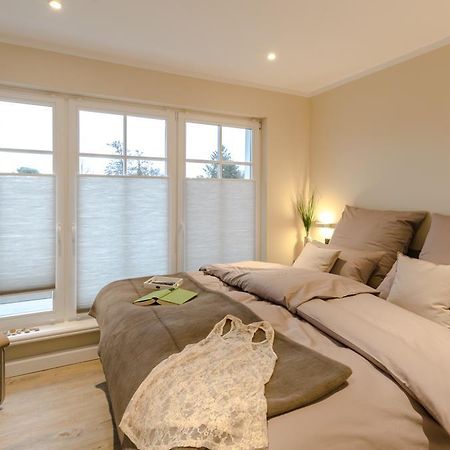 Grosse Kirr Villa Zingst Luaran gambar